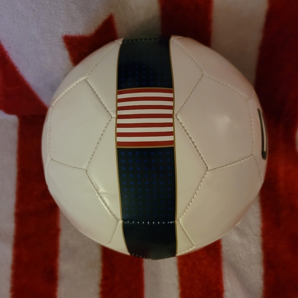 Nike USMNT USA Soccer Centennial Size 5 Commemorative Ball Rare - Picture 5 of 5